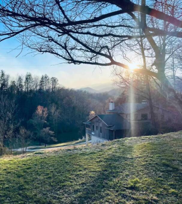 Lazy Bear Cabin Near Nantahala Outdoor Center And Bryson City Εξωτερικό φωτογραφία